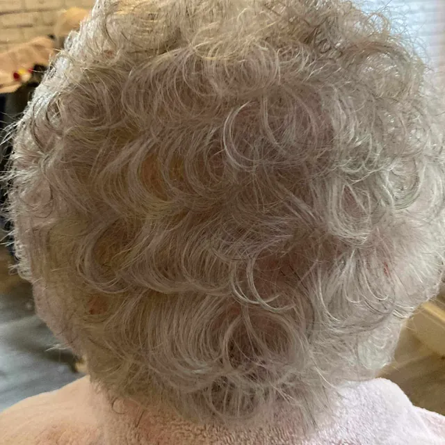 ladies hair styling