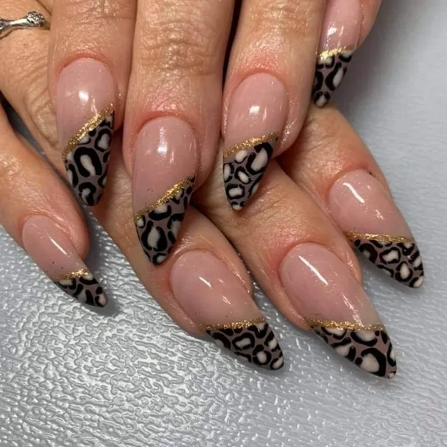 animal print nail art