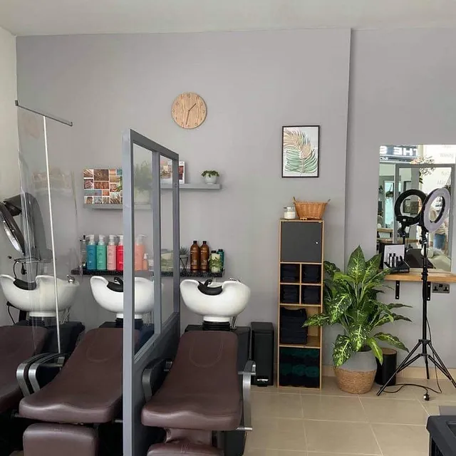 hair salon